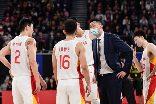 竞技宝-杜锋解读男篮世预赛大名单 两大争议背后存在原因